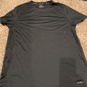 Tek Gear Men’s Athletic Shirt Size Large